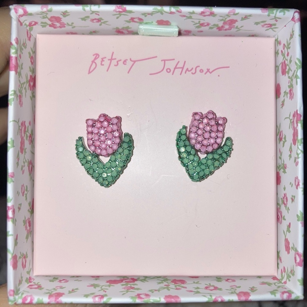 BETSEY JOHNSON Easter Hop to It Tulip Pink Crystal-Studded Earrings NEW NWT